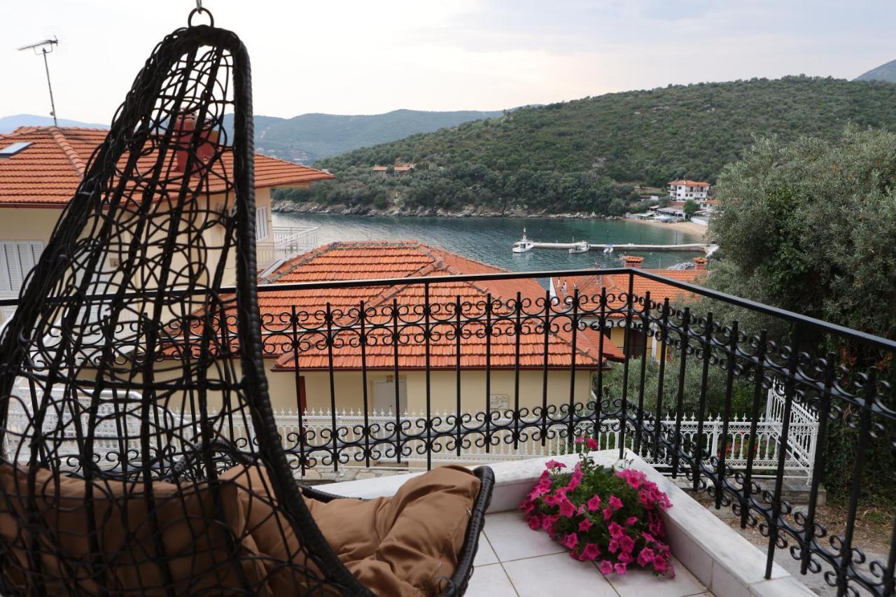 Island Boutique Apartments Pyrgadikia Esterno foto