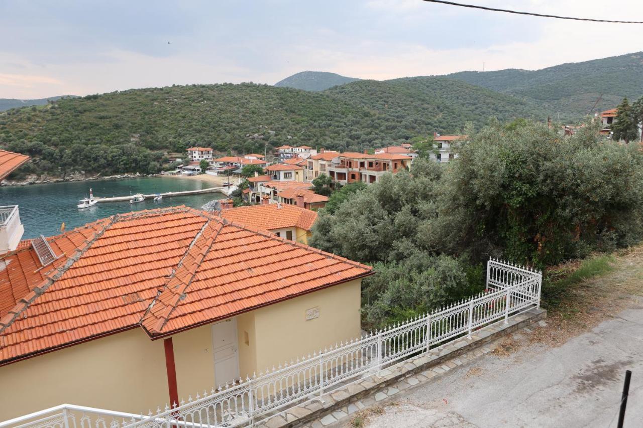 Island Boutique Apartments Pyrgadikia Esterno foto