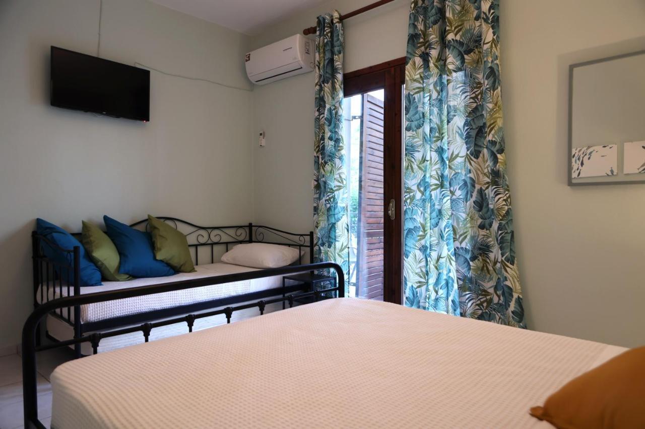 Island Boutique Apartments Pyrgadikia Esterno foto