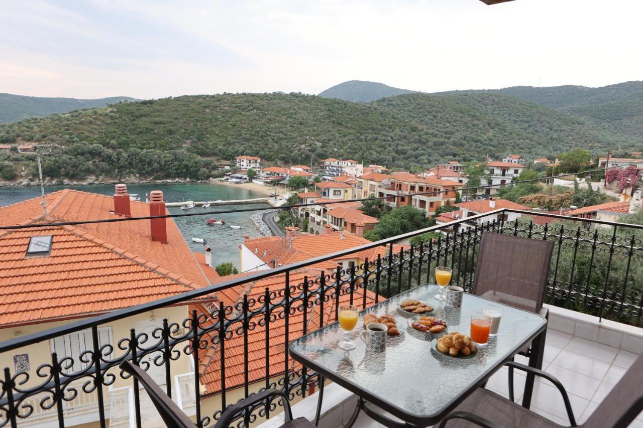 Island Boutique Apartments Pyrgadikia Esterno foto